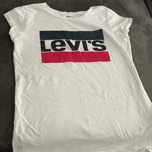 Girls kids Levi’s shirt